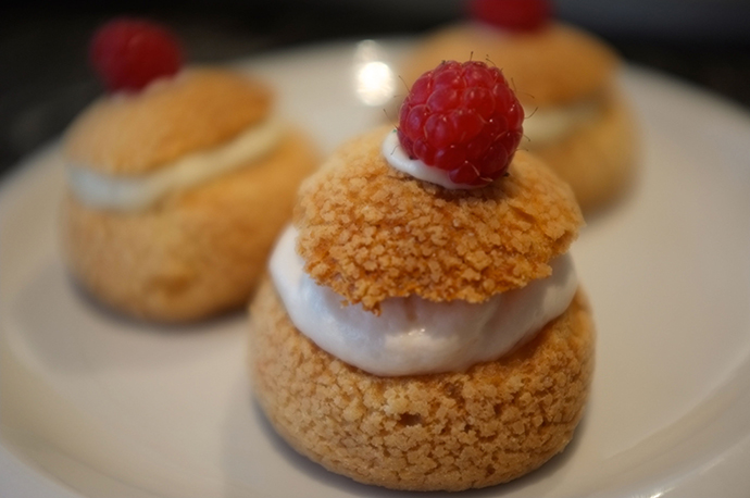 Petits choux craquelin