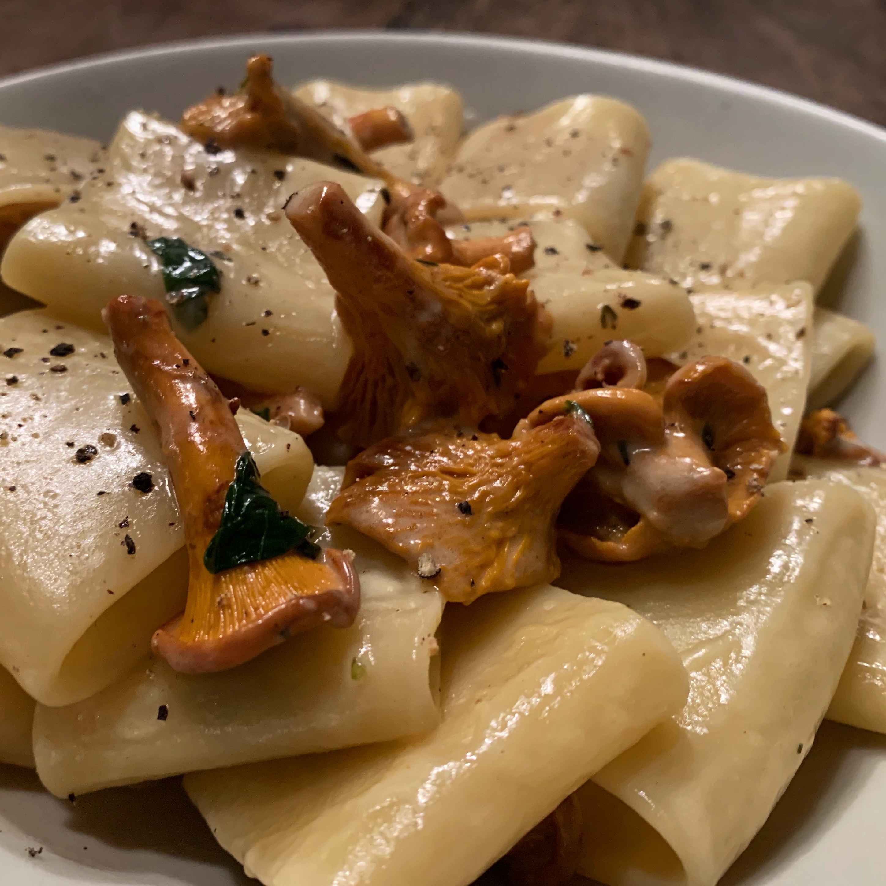 Les pâtes aux girolles de Matthieu Guber 